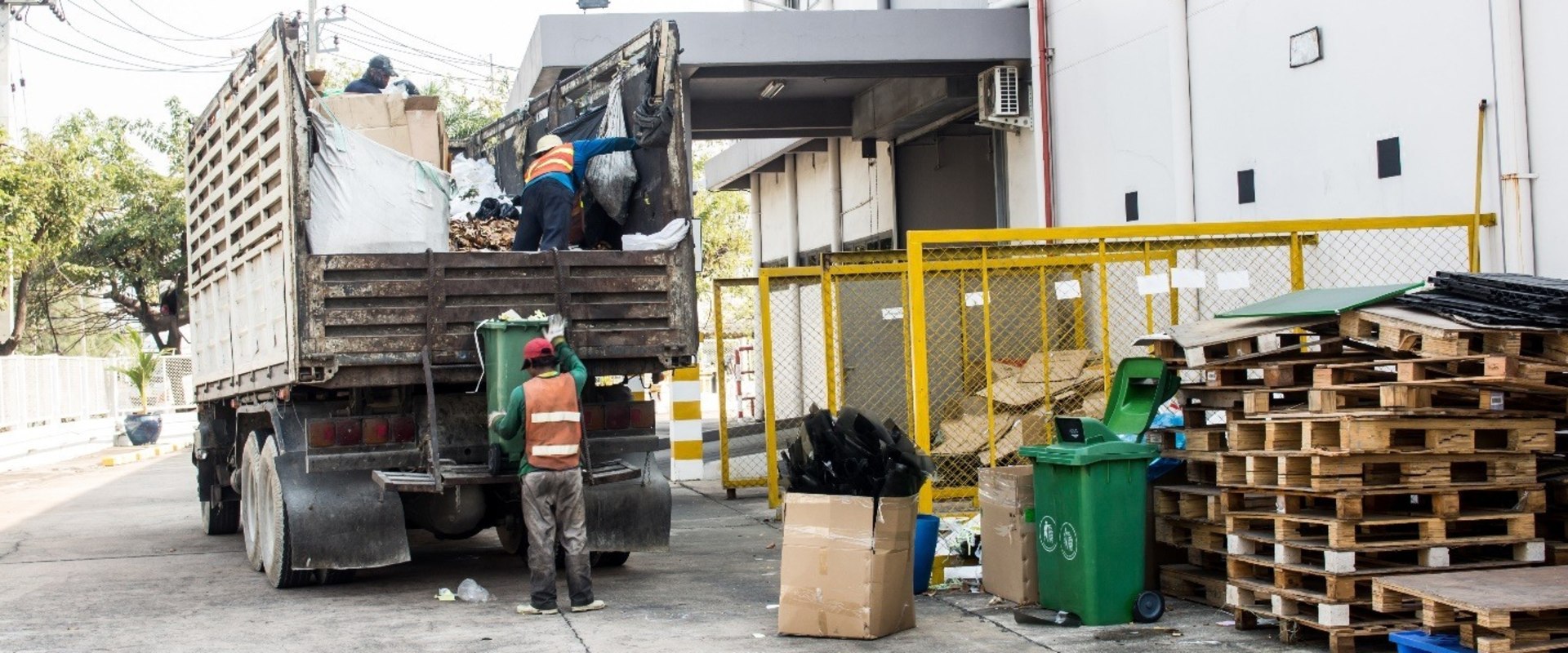 The Benefits of Installing a Garbage Compactor