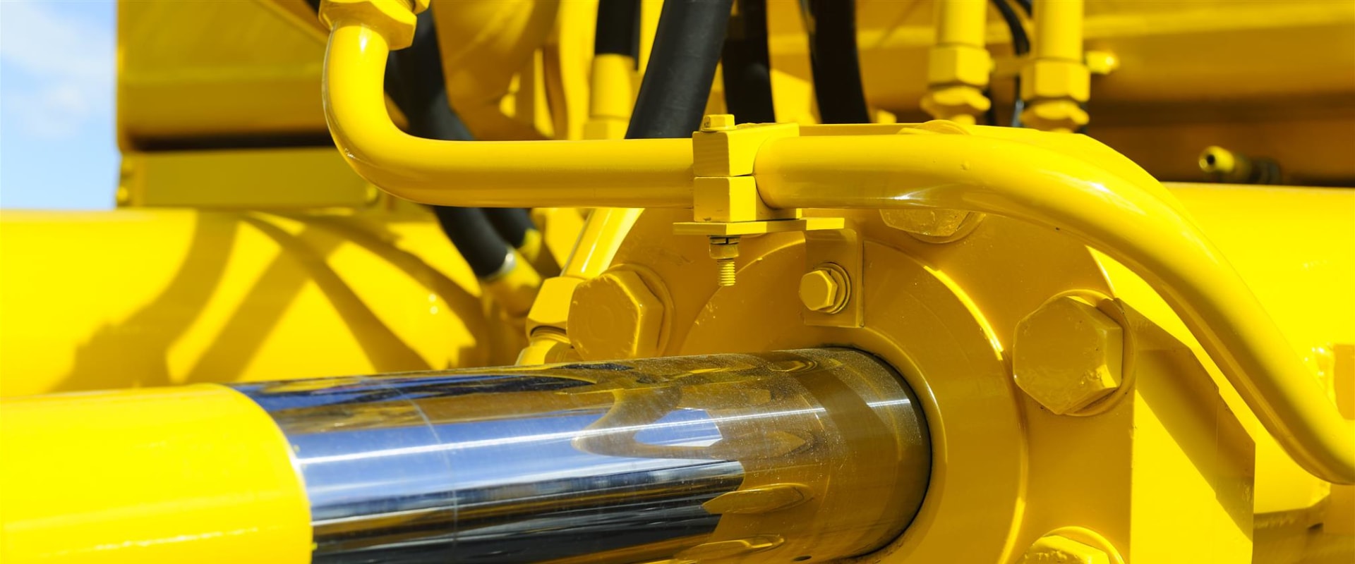 What Type of Hydraulic Fluid Does a Trash Compactor Need?